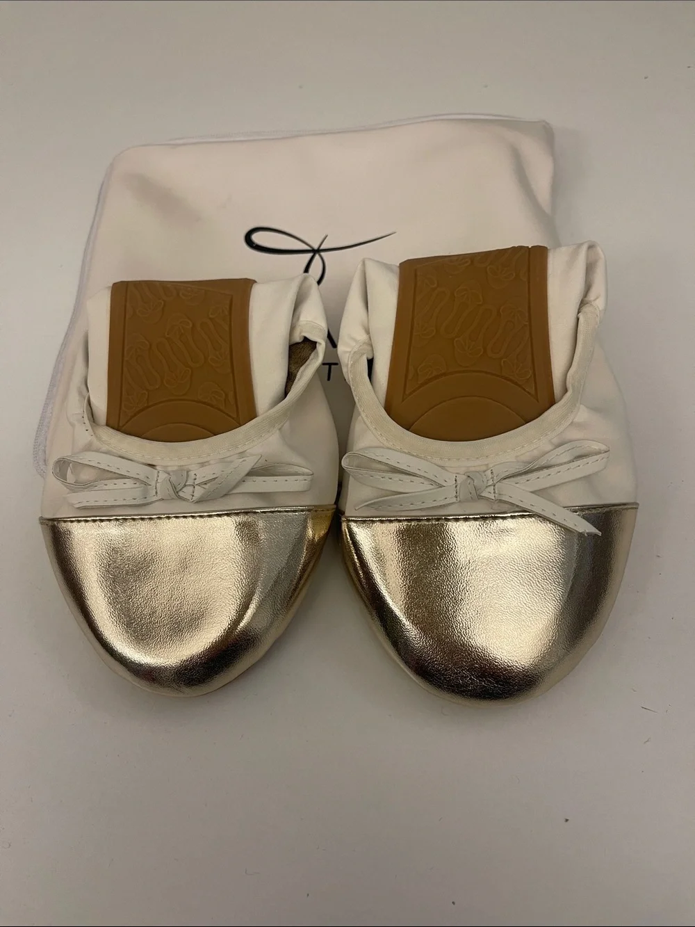 Talaria - Women’s White & Gold Foldable Ballet Flats Size 10